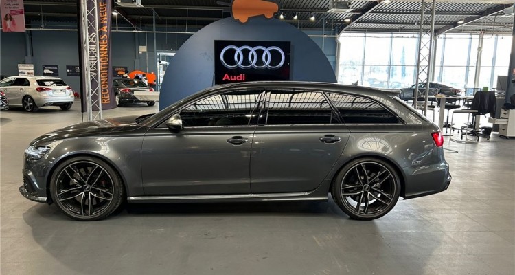 AUDI RS6 AVANT