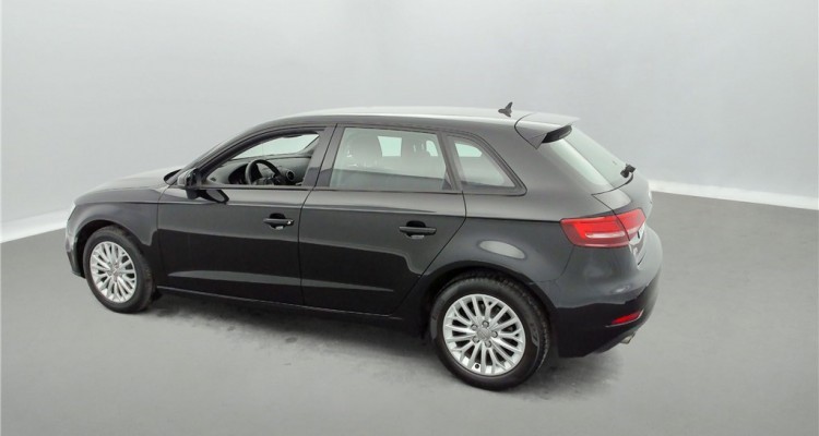 AUDI A3 III