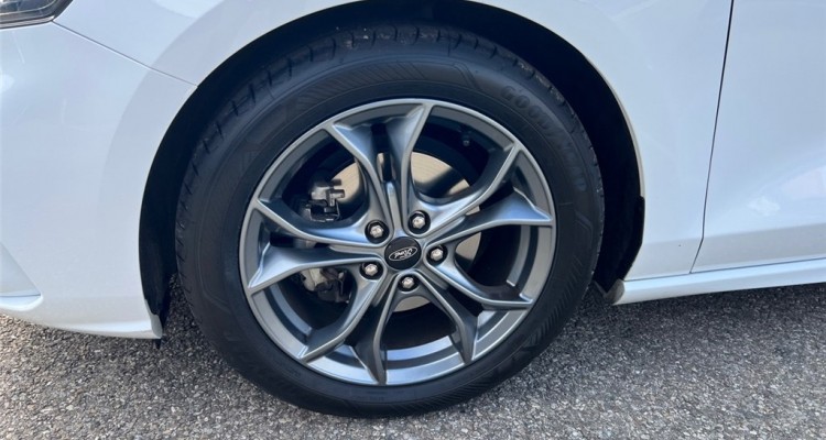 FORD FOCUS IV
