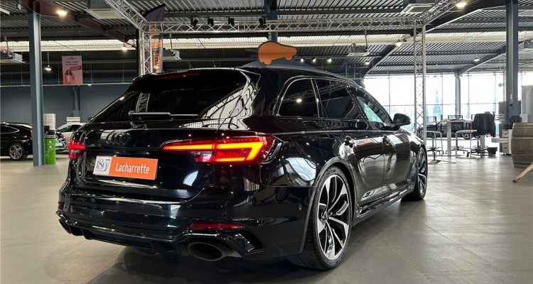 AUDI RS4 III