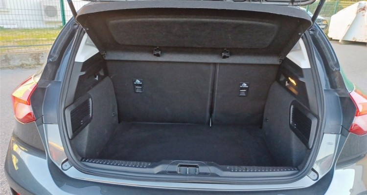 FORD FOCUS IV