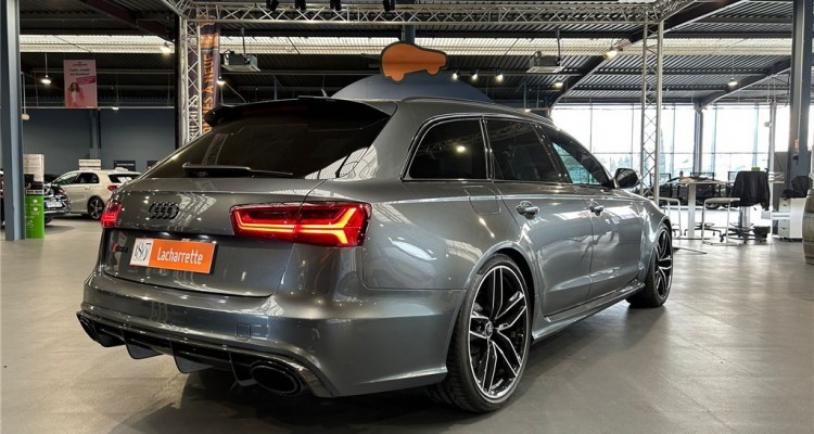 AUDI RS6 AVANT
