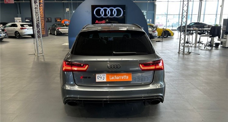 AUDI RS6 AVANT