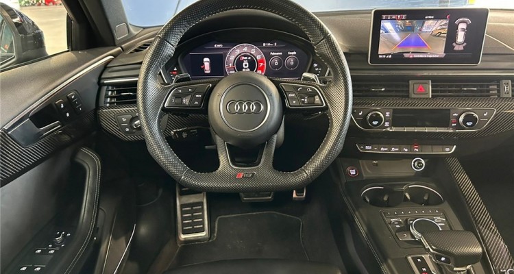 AUDI RS4 III