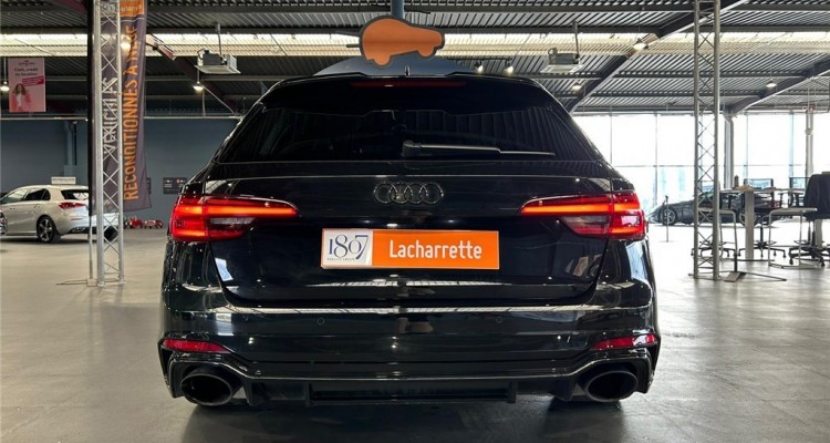 AUDI RS4 III