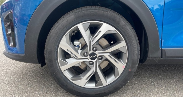 KIA STONIC