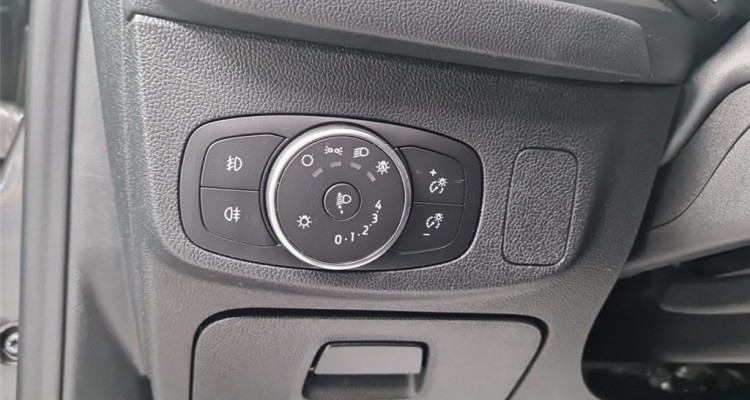 FORD FOCUS IV