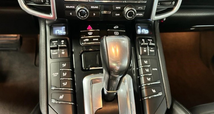 PORSCHE CAYENNE II