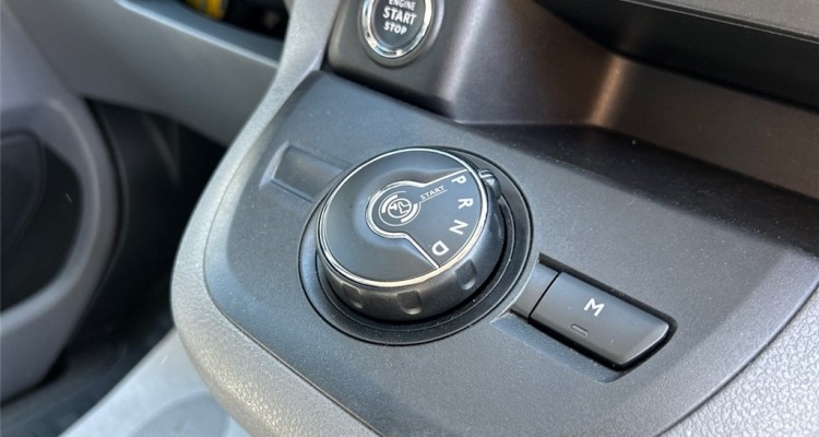 OPEL VIVARO FOURGON V
