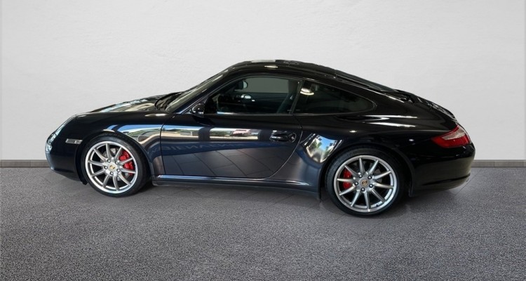 PORSCHE 911 CARRERA 4 COUPE 997