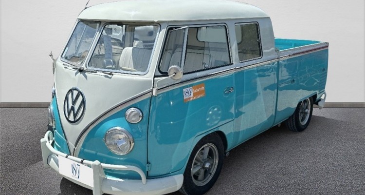 VOLKSWAGEN COMBI