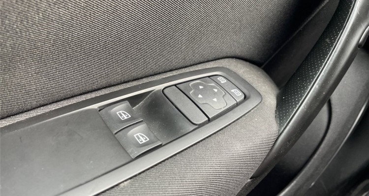 RENAULT MEGANE IV