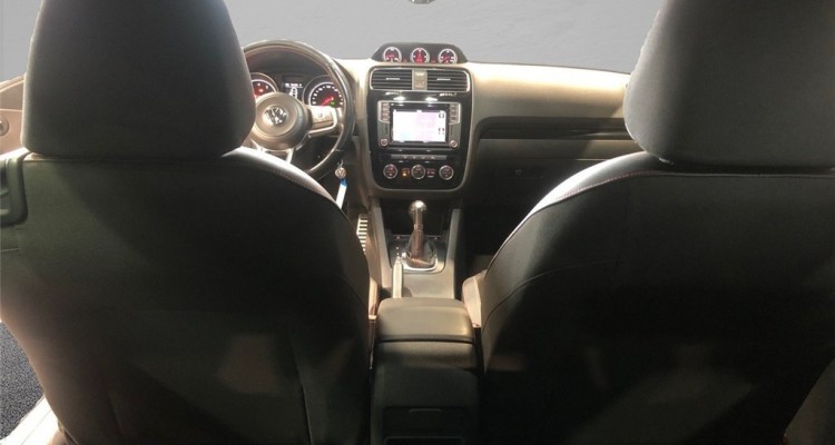 VOLKSWAGEN SCIROCCO II