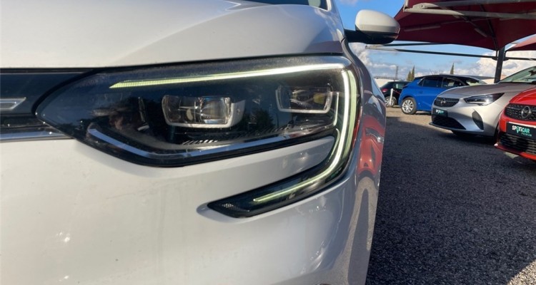 RENAULT MEGANE IV