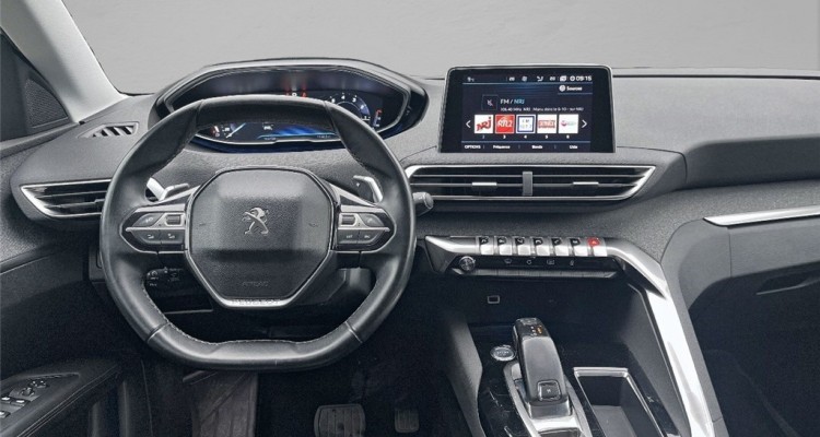 PEUGEOT 3008 II