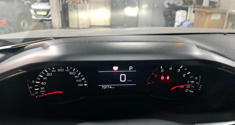 PEUGEOT 2008 II