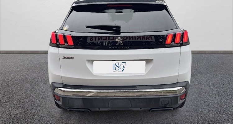 PEUGEOT 3008 II