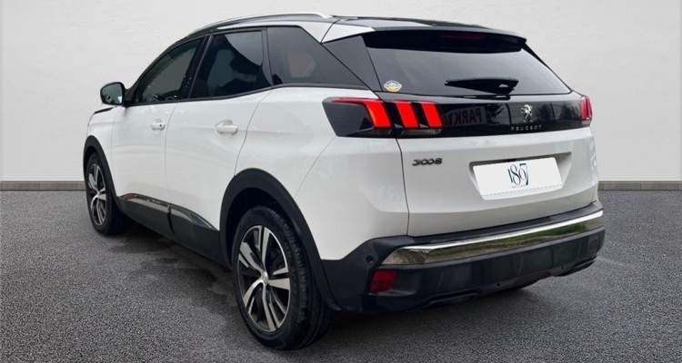PEUGEOT 3008 II