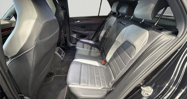 VOLKSWAGEN GOLF VIII