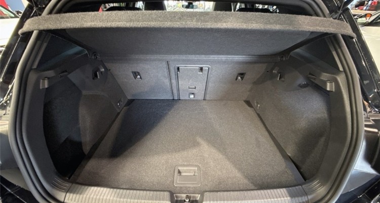 VOLKSWAGEN GOLF VIII
