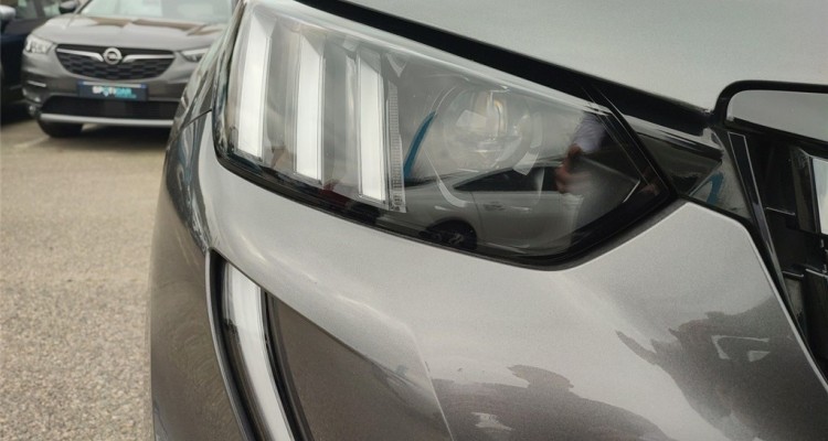 PEUGEOT 2008 II
