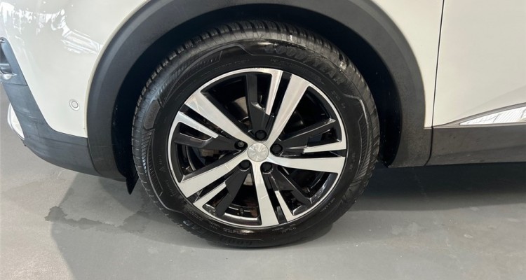 PEUGEOT 3008 II