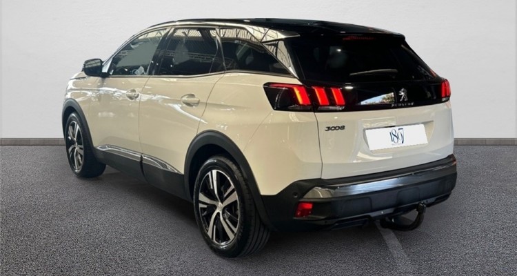 PEUGEOT 3008 II