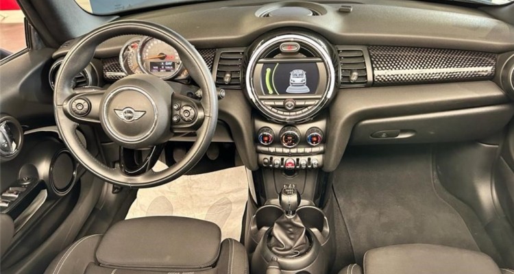 MINI MINI F57