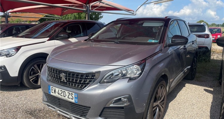 PEUGEOT 3008 II