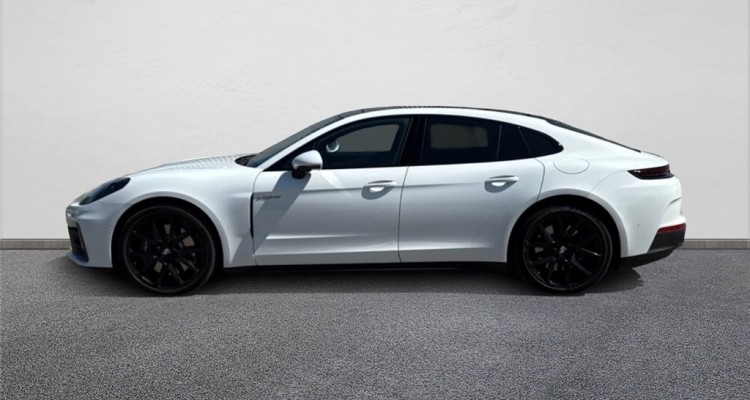 PORSCHE PANAMERA III
