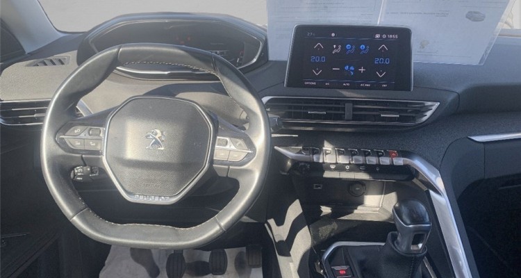 PEUGEOT 5008 II