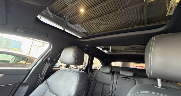 AUDI A6 V