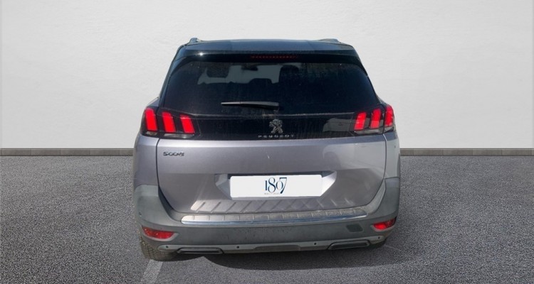 PEUGEOT 5008 II