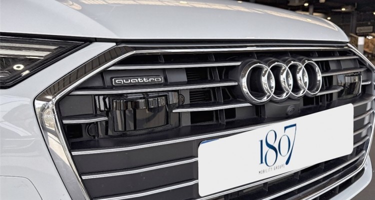 AUDI A6 V