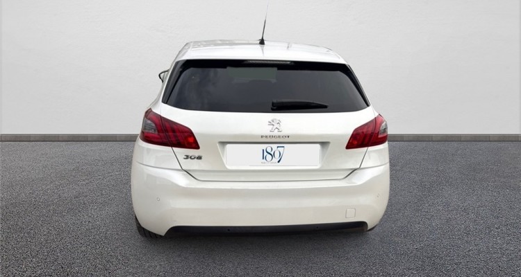 PEUGEOT 308 II