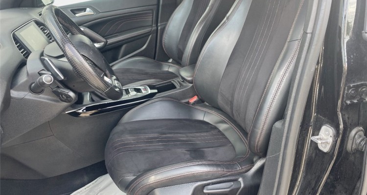 PEUGEOT 308 II