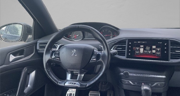 PEUGEOT 308 II