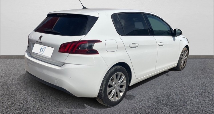 PEUGEOT 308 II