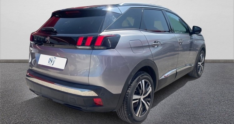 PEUGEOT 3008 II