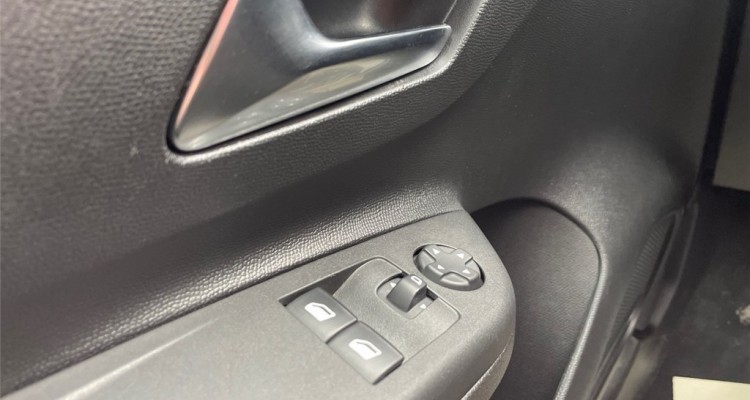 OPEL CORSA ELECTRIQUE F