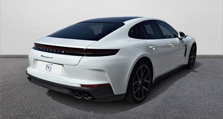 PORSCHE PANAMERA III