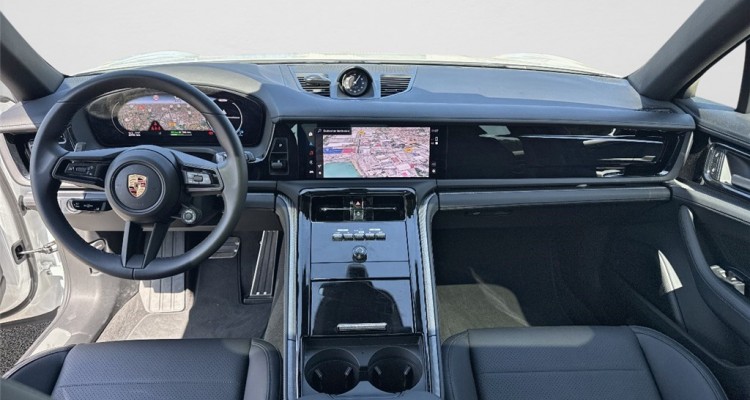 PORSCHE PANAMERA III