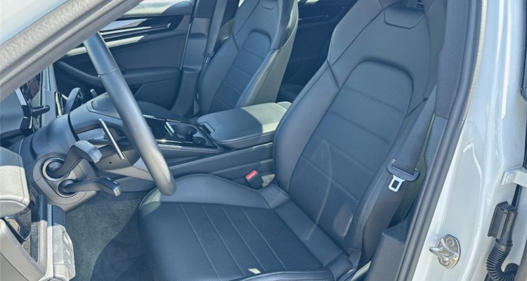 PORSCHE PANAMERA III