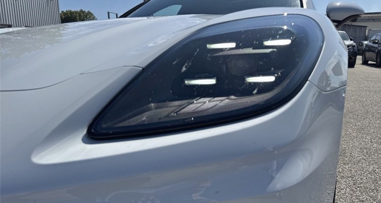 PORSCHE PANAMERA III