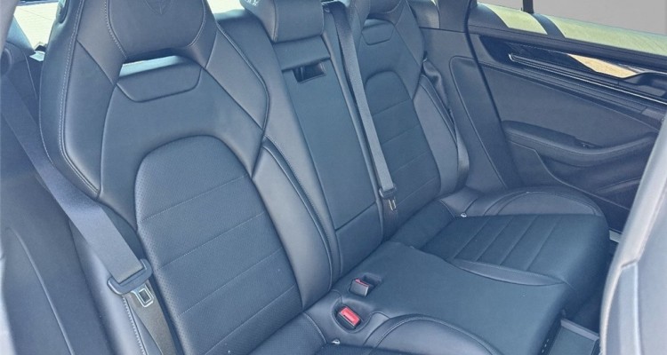 PORSCHE PANAMERA III