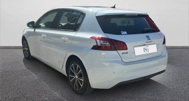 PEUGEOT 308 II